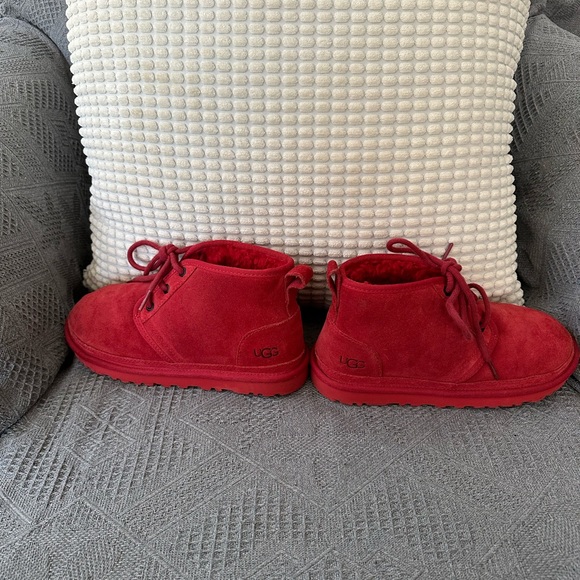 Ugg Boots - Picture 6 of 6